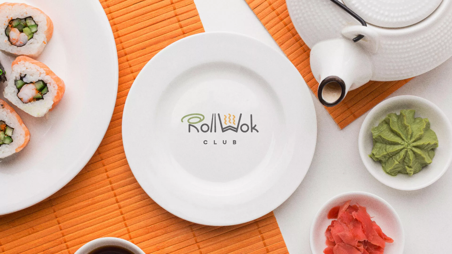 Разработка логотипа и фирменного стиля в Беломорске для суши-бара «Roll Wok Club» Разработка логотипа и фирменного стиля в Беломорске для суши-бара «Roll Wok Club»